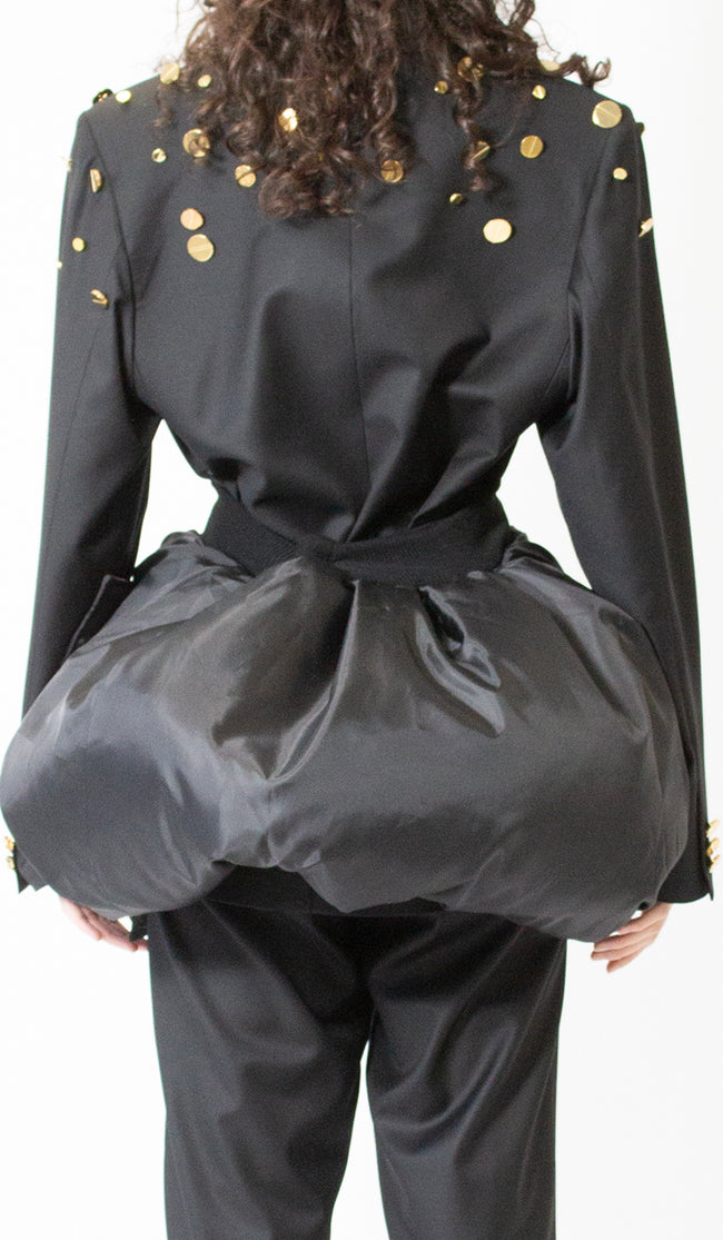14-04-03 BOMBER BUSTLE
